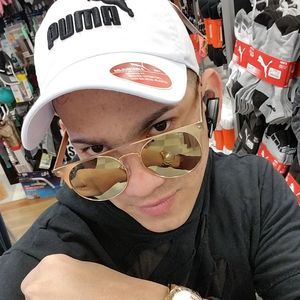 Meet your Posher, Asiel